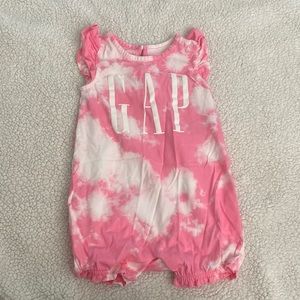Baby GAP 6-12 month romper